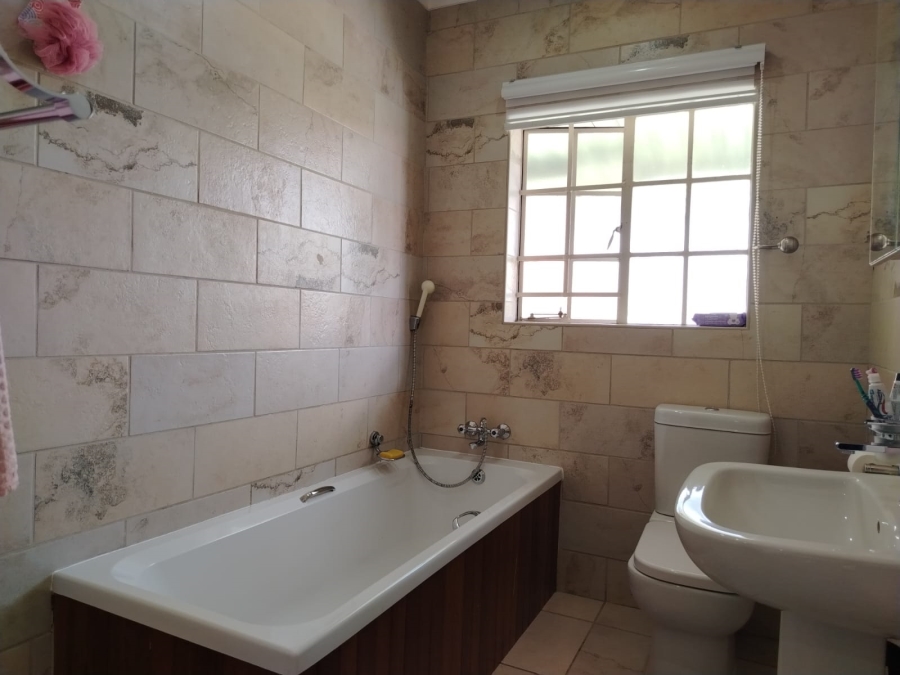 3 Bedroom Property for Sale in Waterkloof A H North West